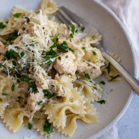 Mozzarella Garlic Butter Chicken